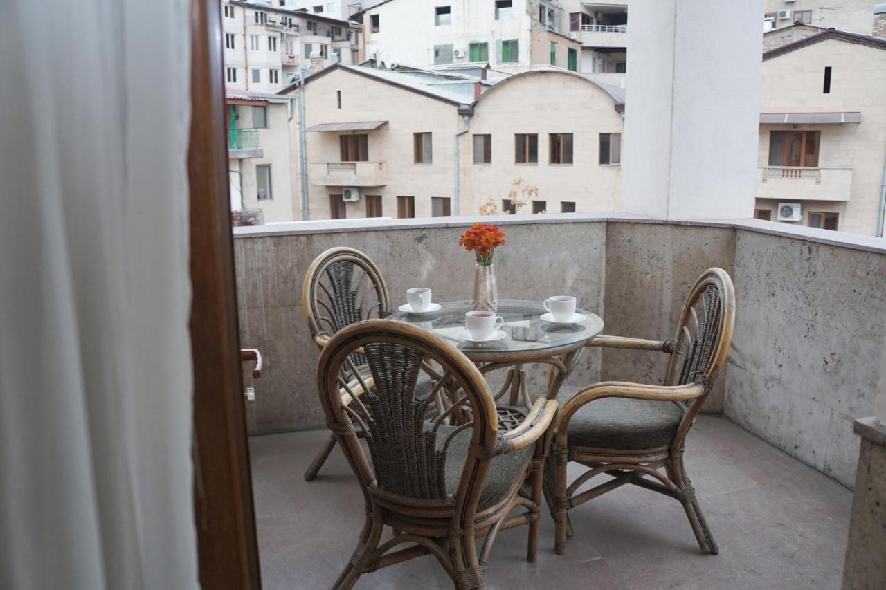 Nor Yerevan Hotel מראה חיצוני תמונה